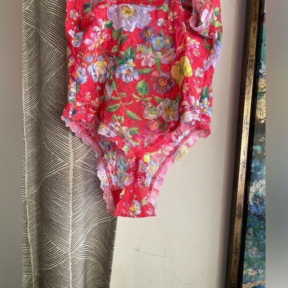 Hanky Panky  one piece body suit womens size L Multicolored Floral Print NWT - Picture 3 of 12